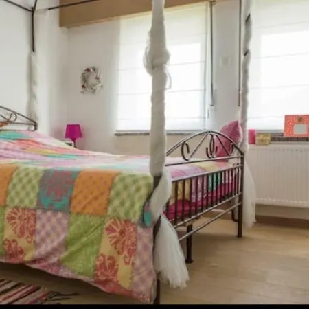 Feel@home Villa *